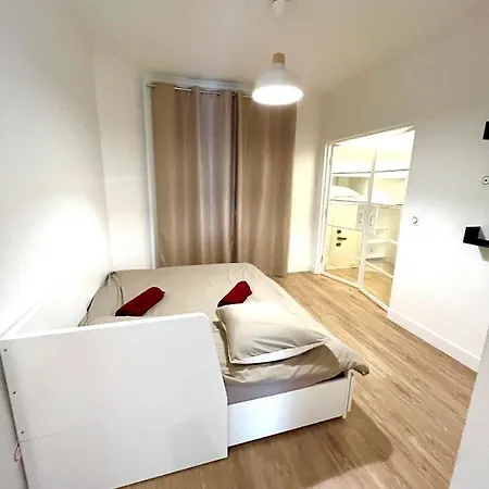 Large Haussmanian In The Heart Of *